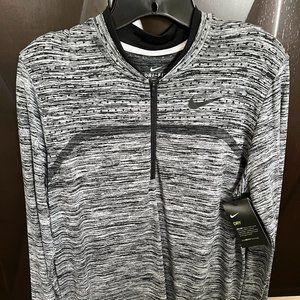 New Nike Women's Dri-Fit Quarter Zip (Medium)